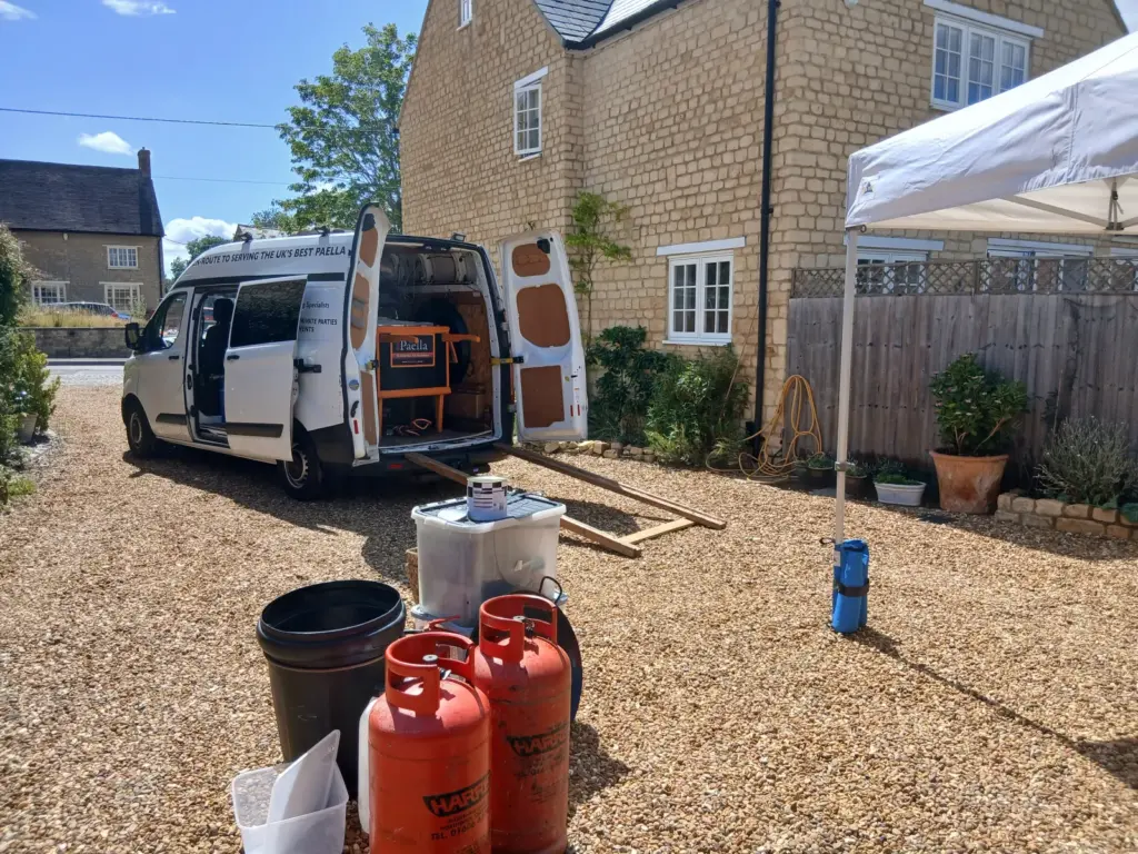 Your Paella catering van arriving at a private birthday party